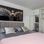 شقة Queen Hvar Luxury Jacuzzi & Bikes